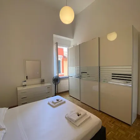 Casa Miki Front And Portofino شقة *