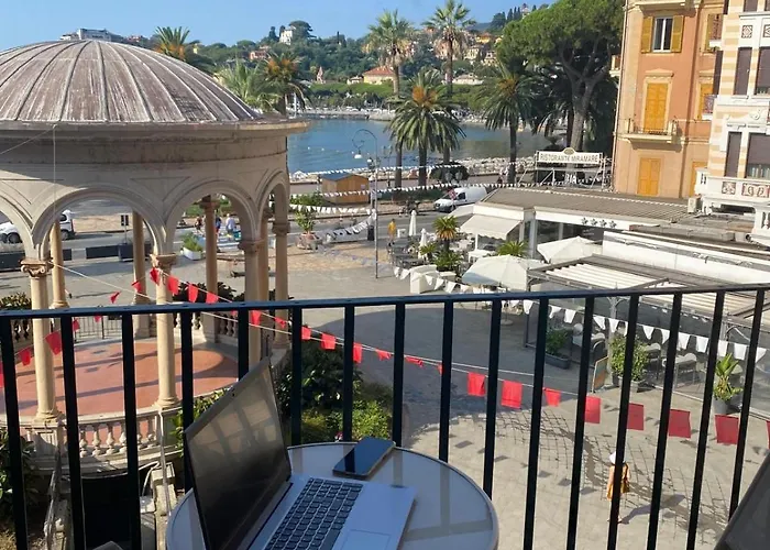 Casa Miki Front And Portofino راباللو